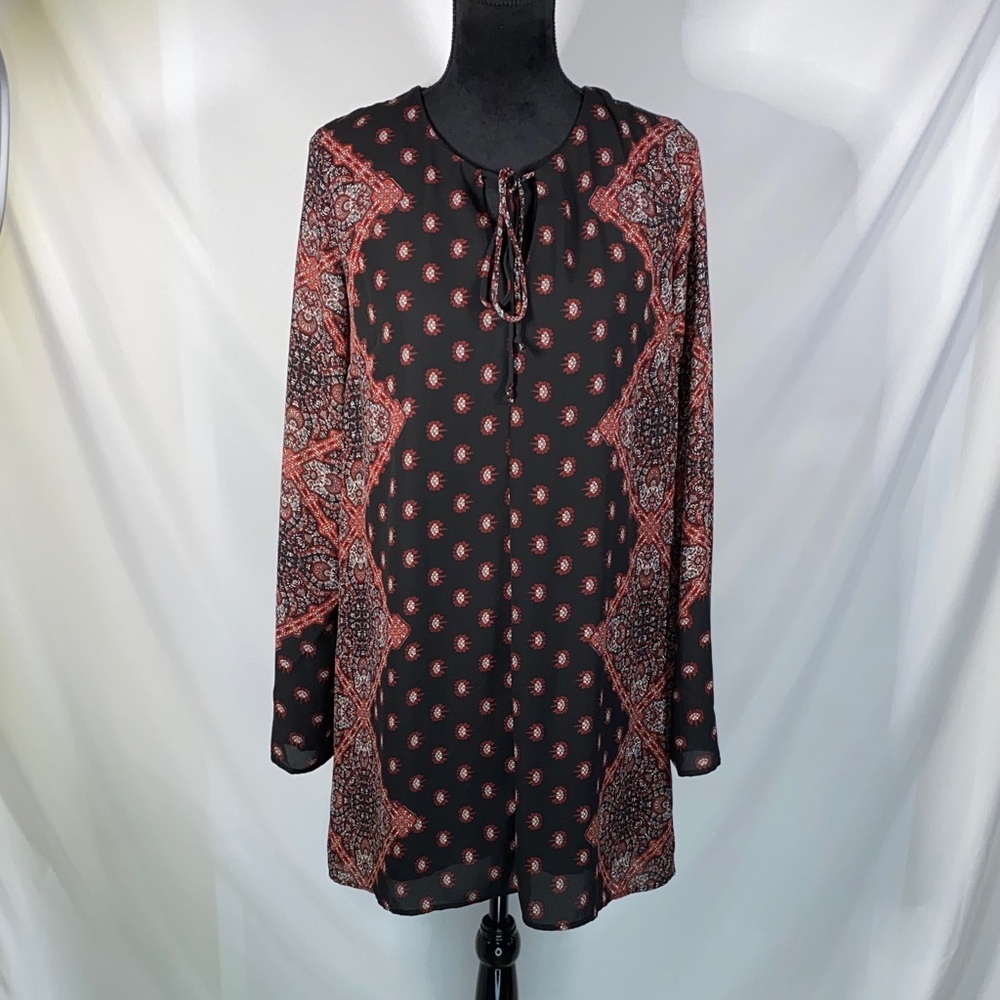 Alya Womens M Shift Dress Black Red Bohemian Floral Flared Sleeve Casual Mini